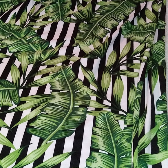 Unique Summer Maxi - Picture 2 of 4